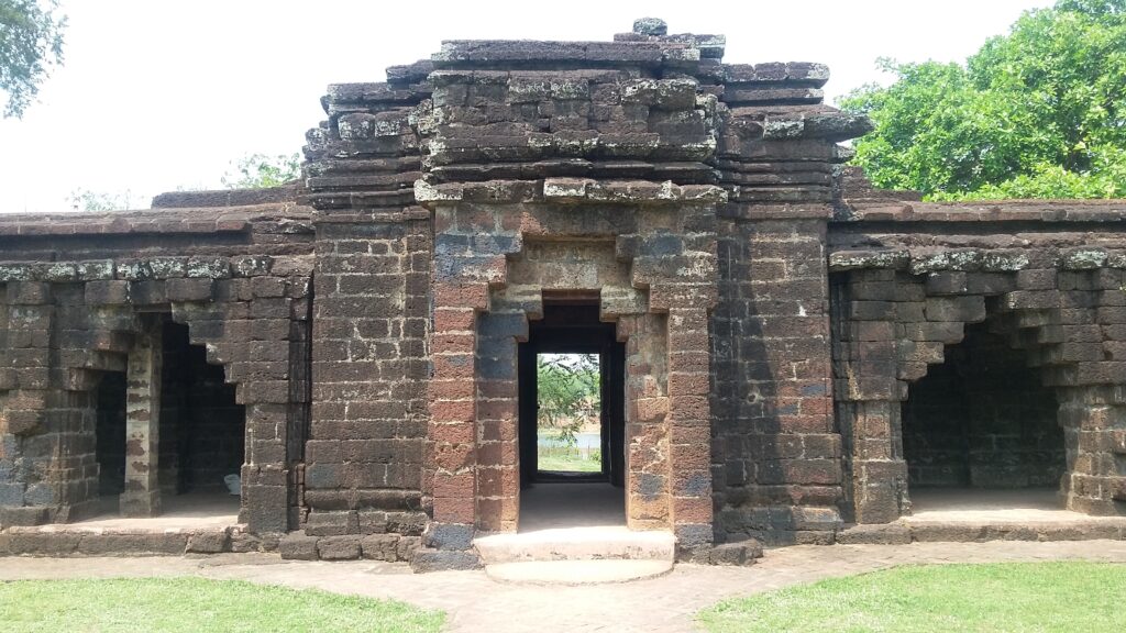 Kurumbera Fort Keshiary 15th Century Old Fort With a Ruined History