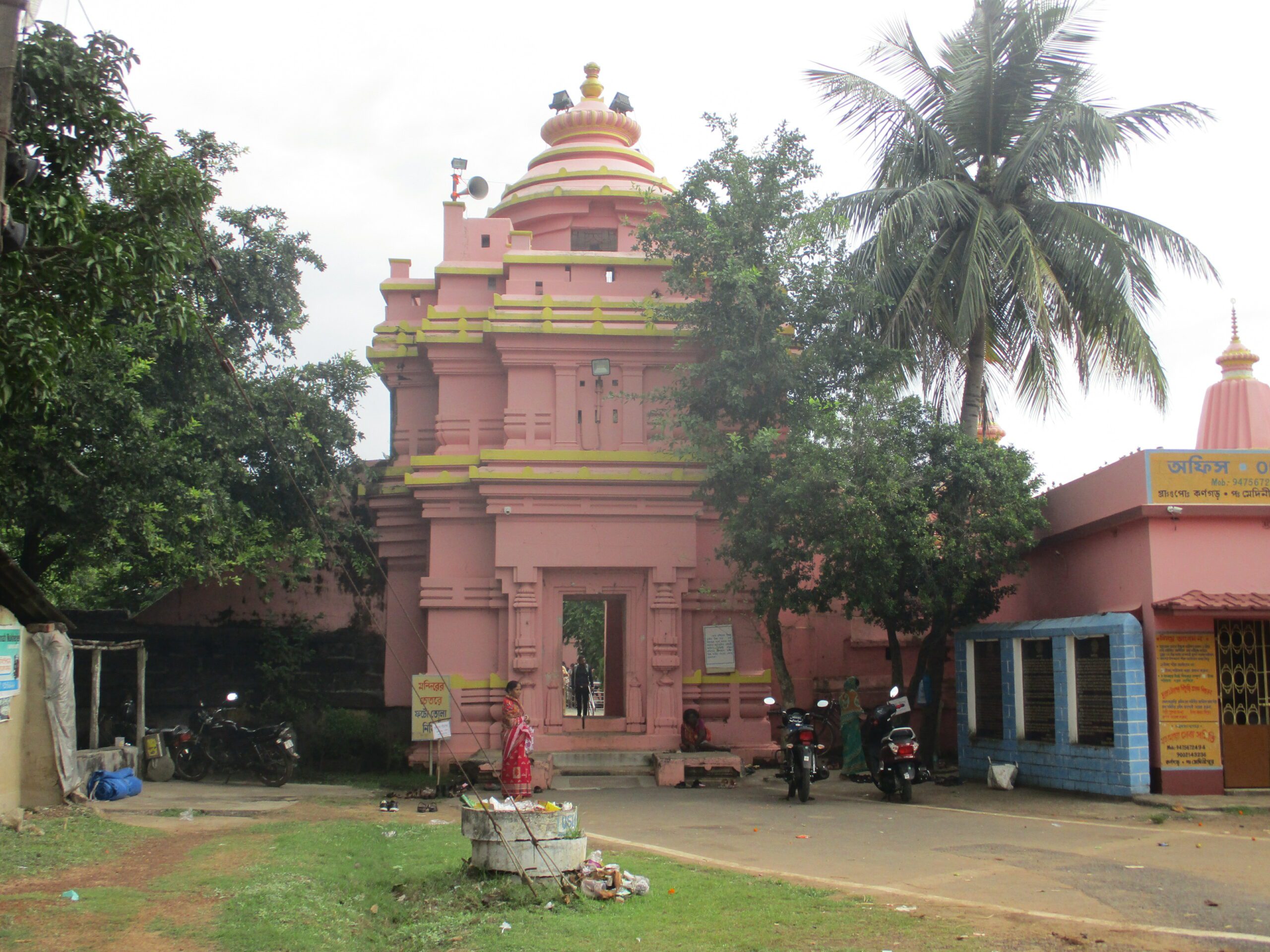 Read more about the article Karnagarh Temple Mahamaya Mandir Midnapur Karnagarh Fort