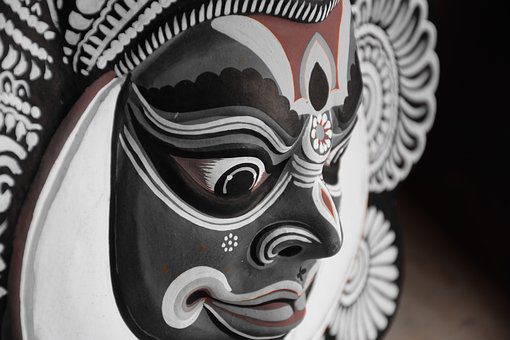 Read more about the article Charida Village The Village of Chhau Dance And Chhau Mask Makers in Purulia