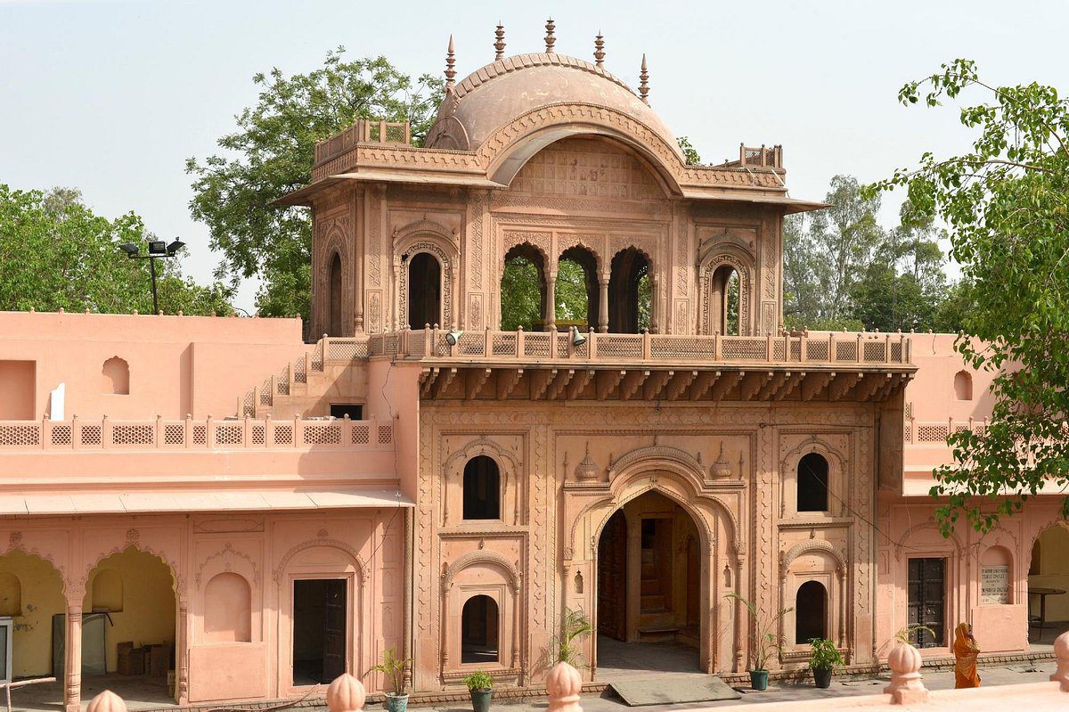 Raja Nahar Singh Palace