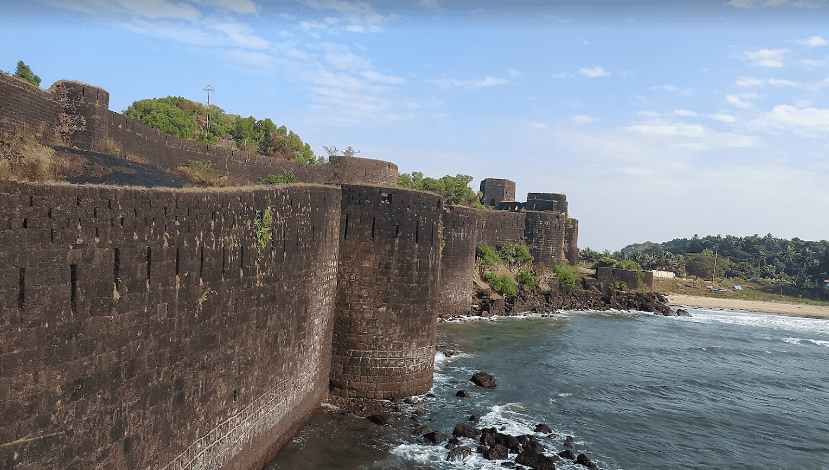 Fort Of Maharashtra Information - Vijaydurg Fort, Suvarnadurg Fort, And Murud Janjira Fort