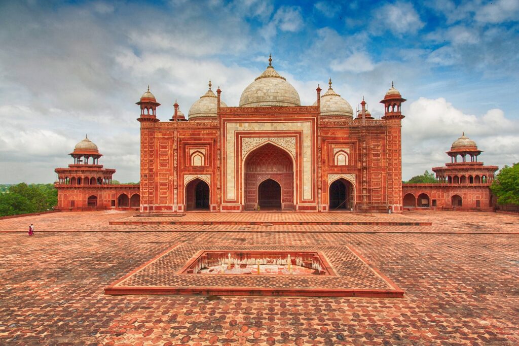 World Heritage Day 2023 - Exploring Delhi's Iconic Historical Monuments