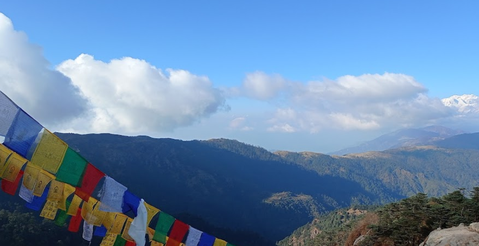 Sandakphu Trek 2024 Route is an Enthralling Trek for Nature Lovers and Adventure Lovers