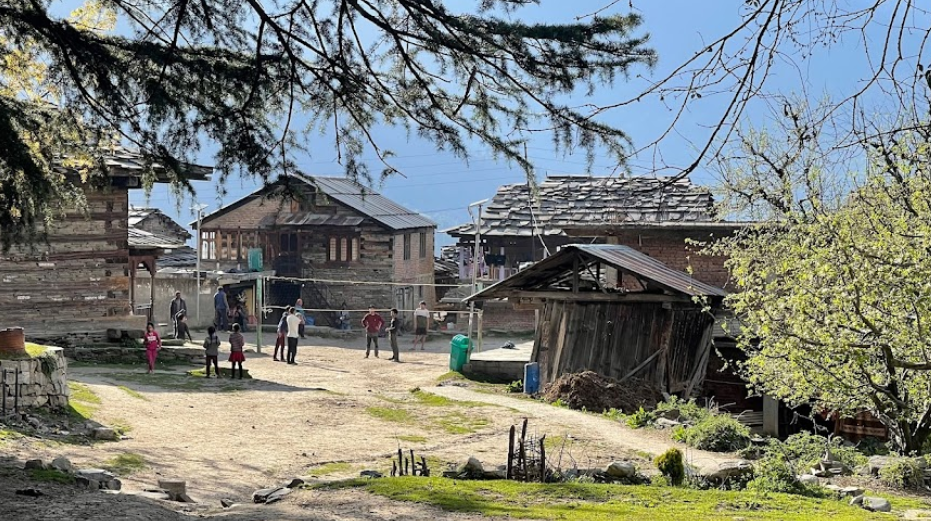 Rumsu Village Most Beautiful Place to Visit in Manali Himachal Pradesh